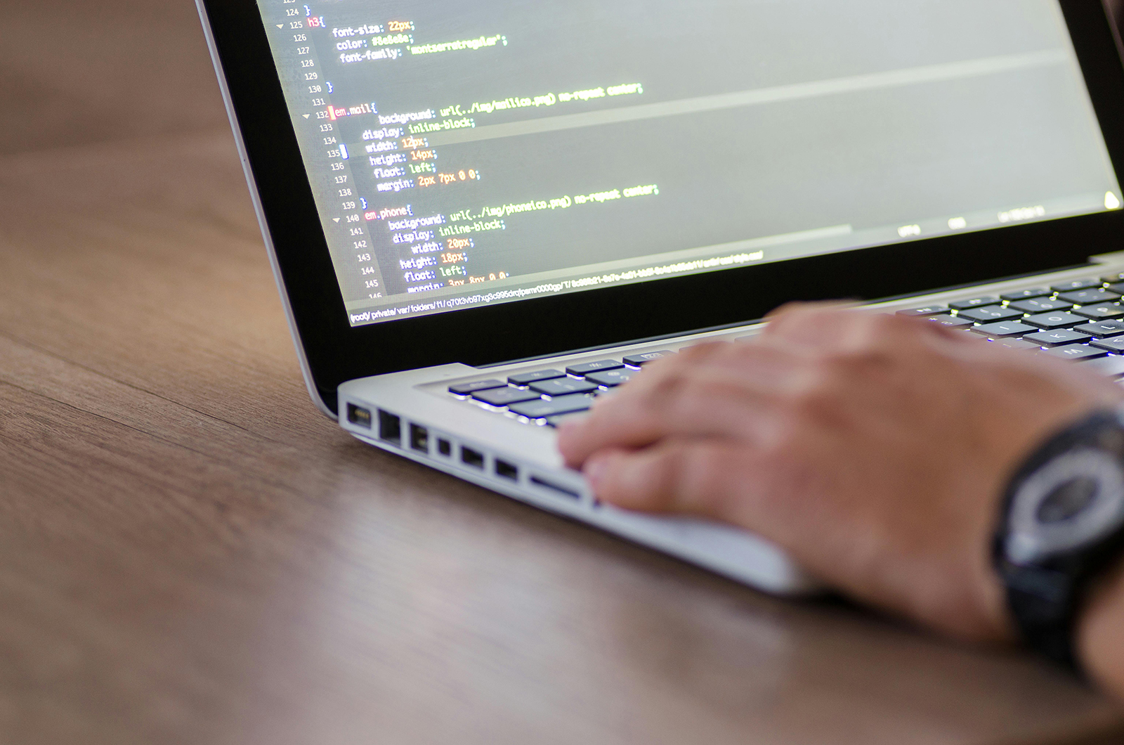 Why Choose a Singapore Web Designer: Key Advantages for Your Project